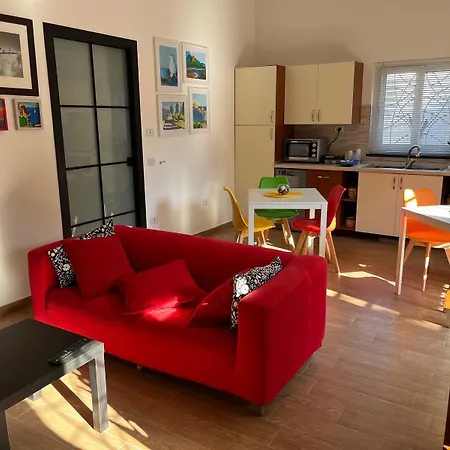 Oda ve Kahvaltı Domus Joannina 4*